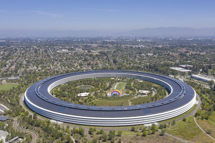 Apple presenta pruebas contundentes en su demanda contra ex empleado que habría filtrado datos a OpenAI