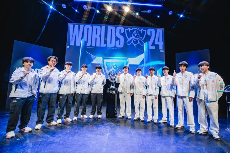 Faker and T1 Roster Turned into Minions in Surprising Official Universal Collaboration